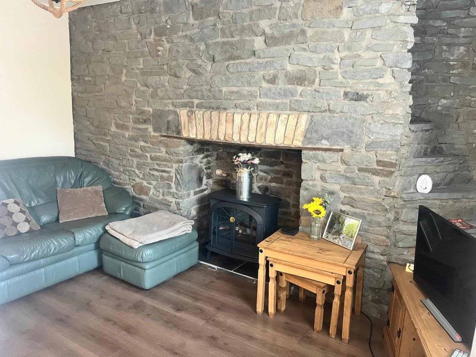 Rj S House Lägenhet Merthyr Tydfil Exteriör bild